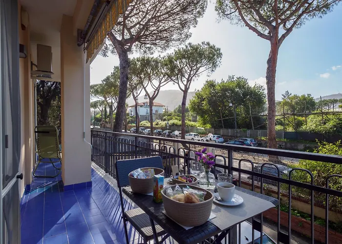 La Perla Rara Guest house 3*